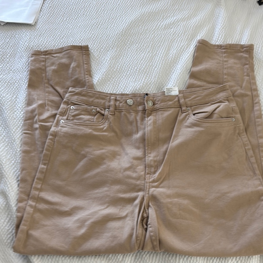 Divided jeans
